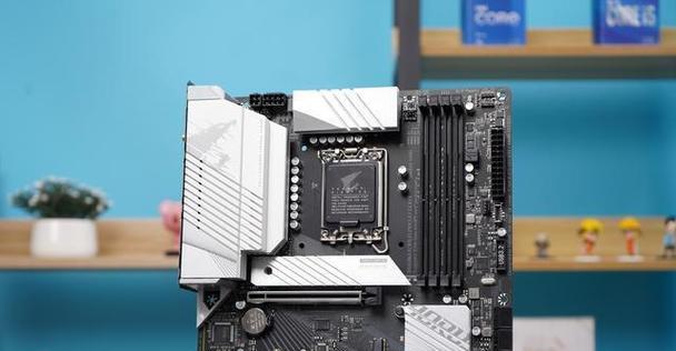 技嘉B660M主板固态硬盘的拆卸方法是什么？  第2张