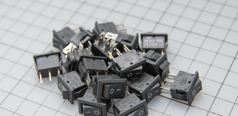 键盘不插电源的原因是什么？有何风险？  第2张