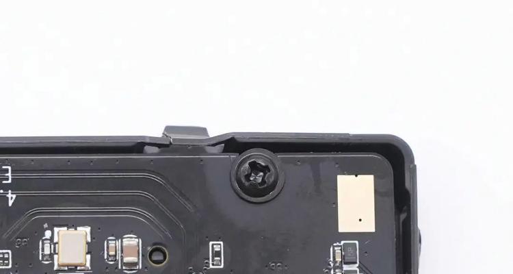 大盒固态硬盘拆解步骤是什么？  第2张