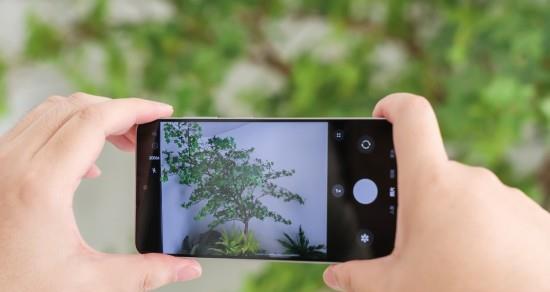 轻薄旗舰承载夏日快乐 三星 Galaxy S25 Edge 出行好搭子  第3张