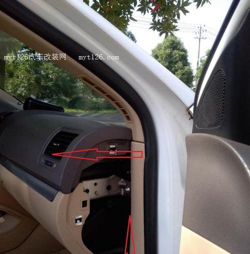 速腾车内转换器拆卸方法是什么？  第1张