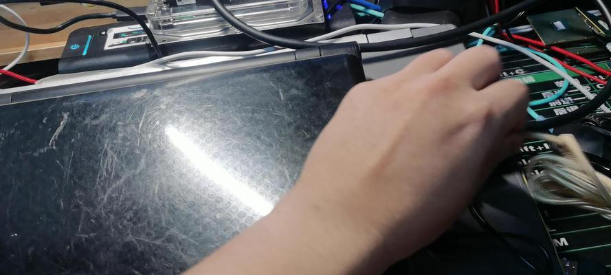 宏碁液晶换硅脂怎么换？换硅脂的步骤是怎样的？  第1张