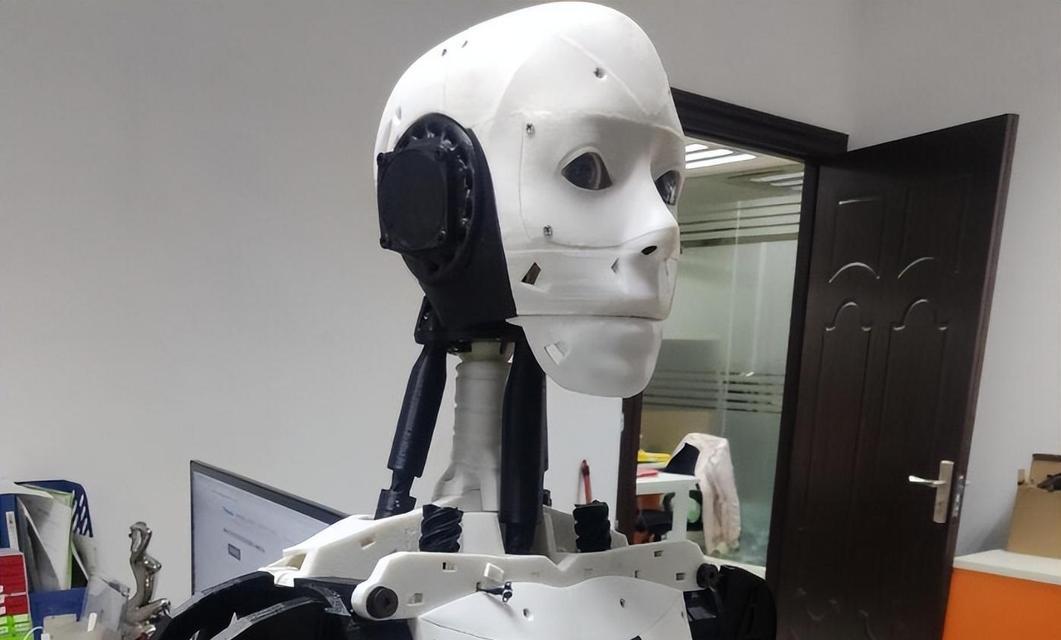 高端男性机器人有哪些品牌？这些品牌的机器人特点是什么？  第3张