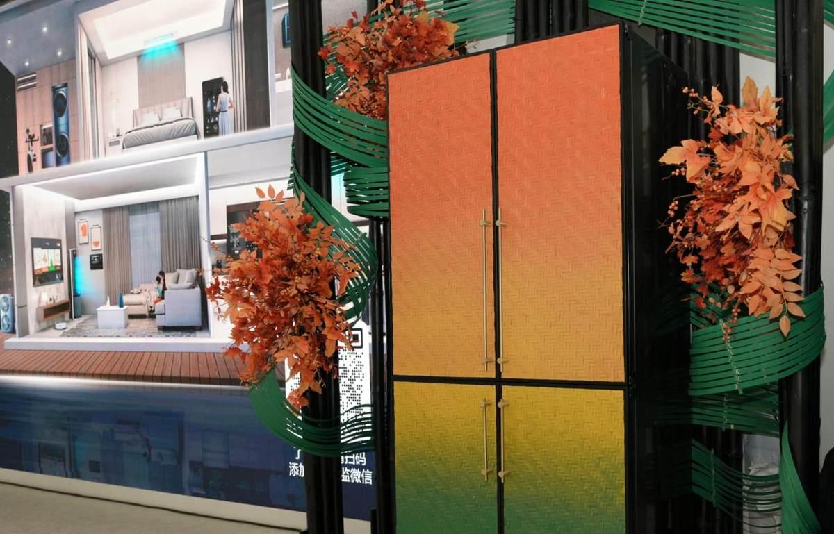 「非遗竹编」冰箱？卡萨帝建博会展示定制款新品，面向谁？  第1张