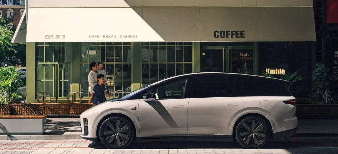 理想 i8 内饰终于曝光！产品已无悬念，本周开始预定  第8张