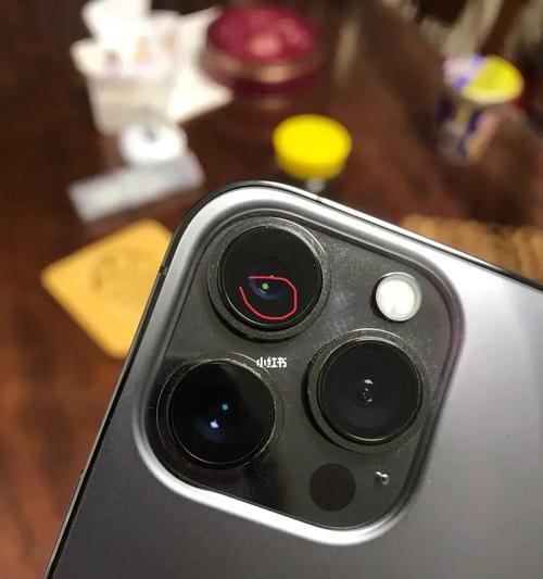 手机镶钻摄像头如何开启？操作过程中需要注意什么？  第1张