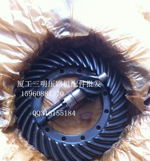 厦工散热器总成拆卸步骤是什么？需要注意什么？  第3张