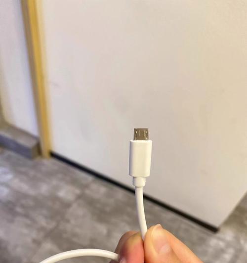 手机充电器u4是什么接口？兼容性如何？  第1张