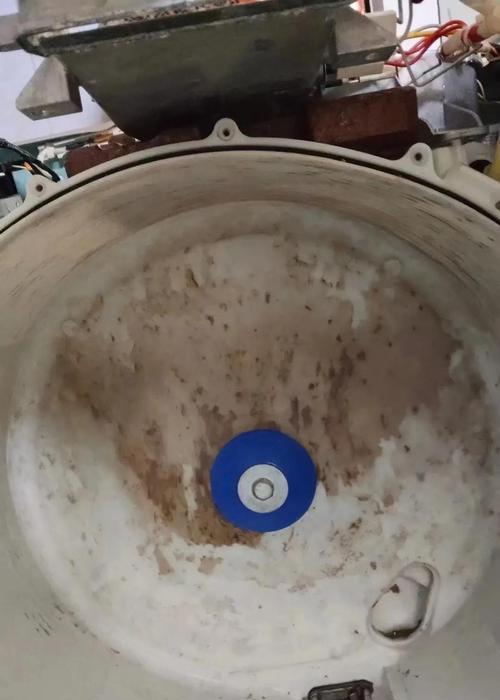 解决西门子洗衣机排水管堵塞的方法（轻松应对排水管堵塞，让洗衣机运转如新）  第1张