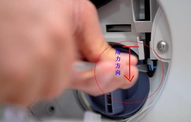 解决西门子洗衣机排水管堵塞的方法（轻松应对排水管堵塞，让洗衣机运转如新）  第2张