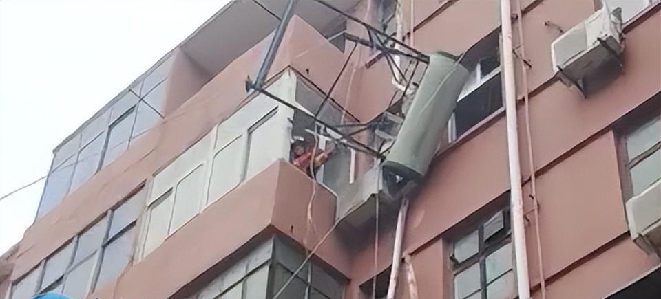 热水器不热，原因分析与解决方法（探究热水器失效的可能性，为你提供实用的解决方案）  第1张