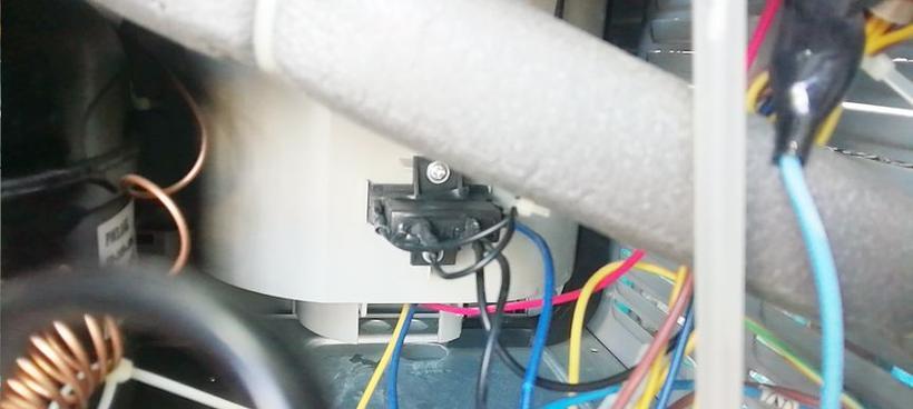 饮水机出水按钮损坏修复方法大揭秘（解决饮水机出水按钮故障的最佳解决方案）  第1张