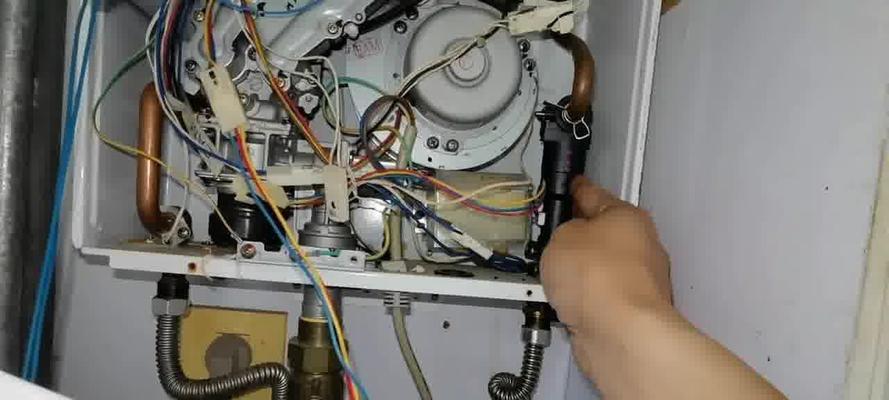 威能壁挂炉显示05故障解决指南（威能壁挂炉05故障原因分析与解决方案）  第3张