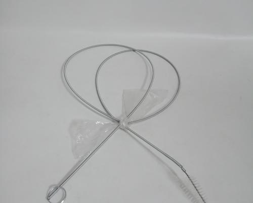 冰箱排水器清洗方法（轻松解决冰箱排水堵塞问题的实用技巧）  第2张