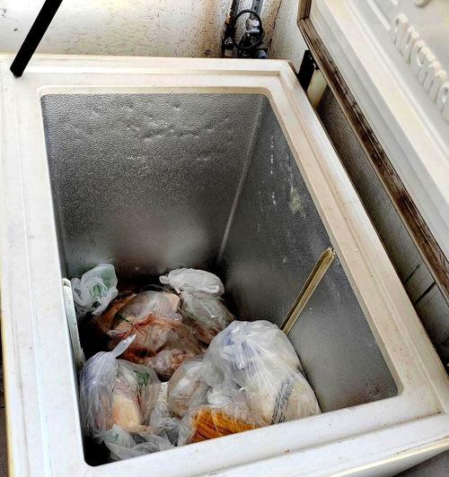 冰箱发烫不制冷，怎么办（快速解决冰箱发烫不制冷的问题）  第1张