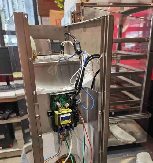 如何修复热水器电路板漏水问题（解决热水器电路板漏水的实用方法）  第2张