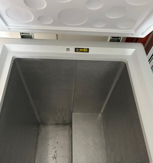 冰柜断电仍发出噪音的原因（探究冰柜断电后发出噪音的原理及解决方法）  第1张