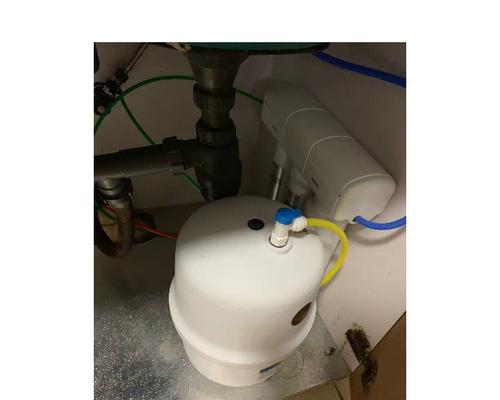 净水器电池没电怎么修复（快速解决净水器电池没电的问题）  第2张