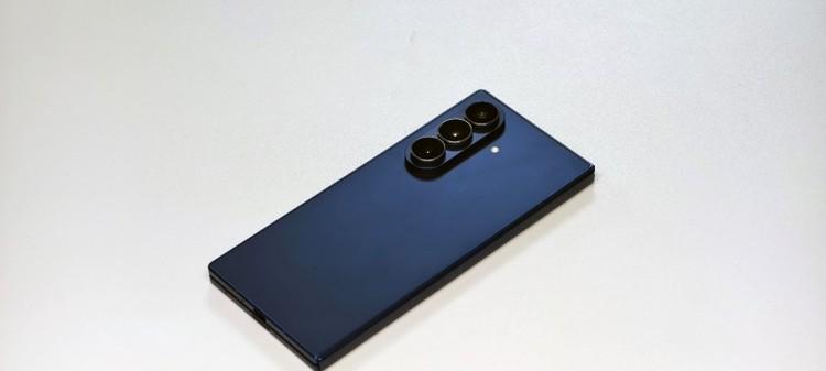 走在AI最前沿：三星Galaxy Z Fold7全方位评测  第4张