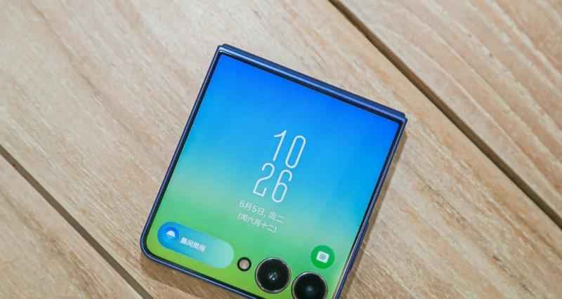 文字、图片、音乐创作样样精通 让三星 Galaxy Z Flip7 点亮你的灵感  第1张